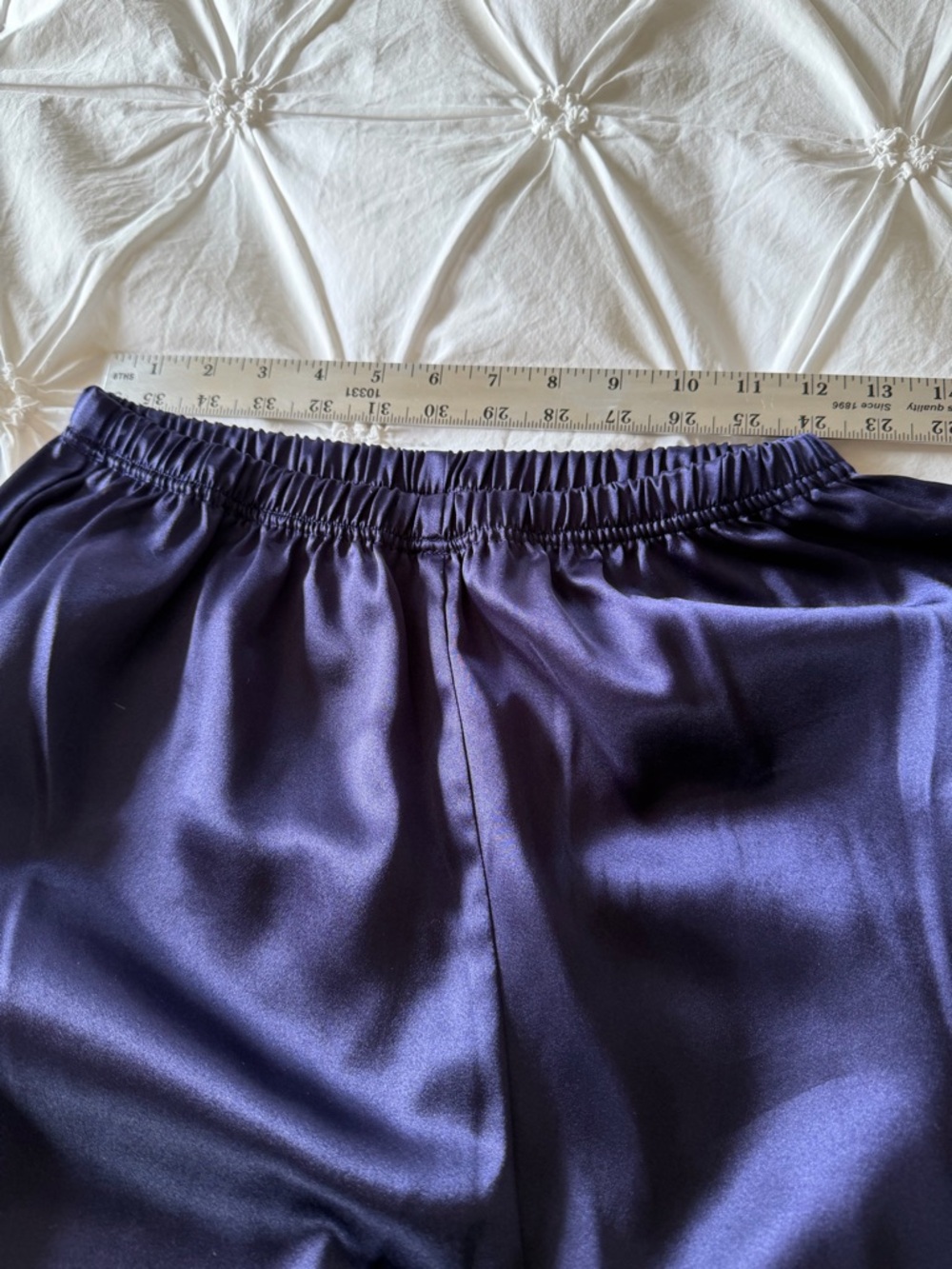 Victoria’s Secret Purple Satin Pajama Set Gold Piping Size Small - Picture 8 of 8